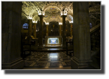 Milan Cathedral DSC01286 3.jpg